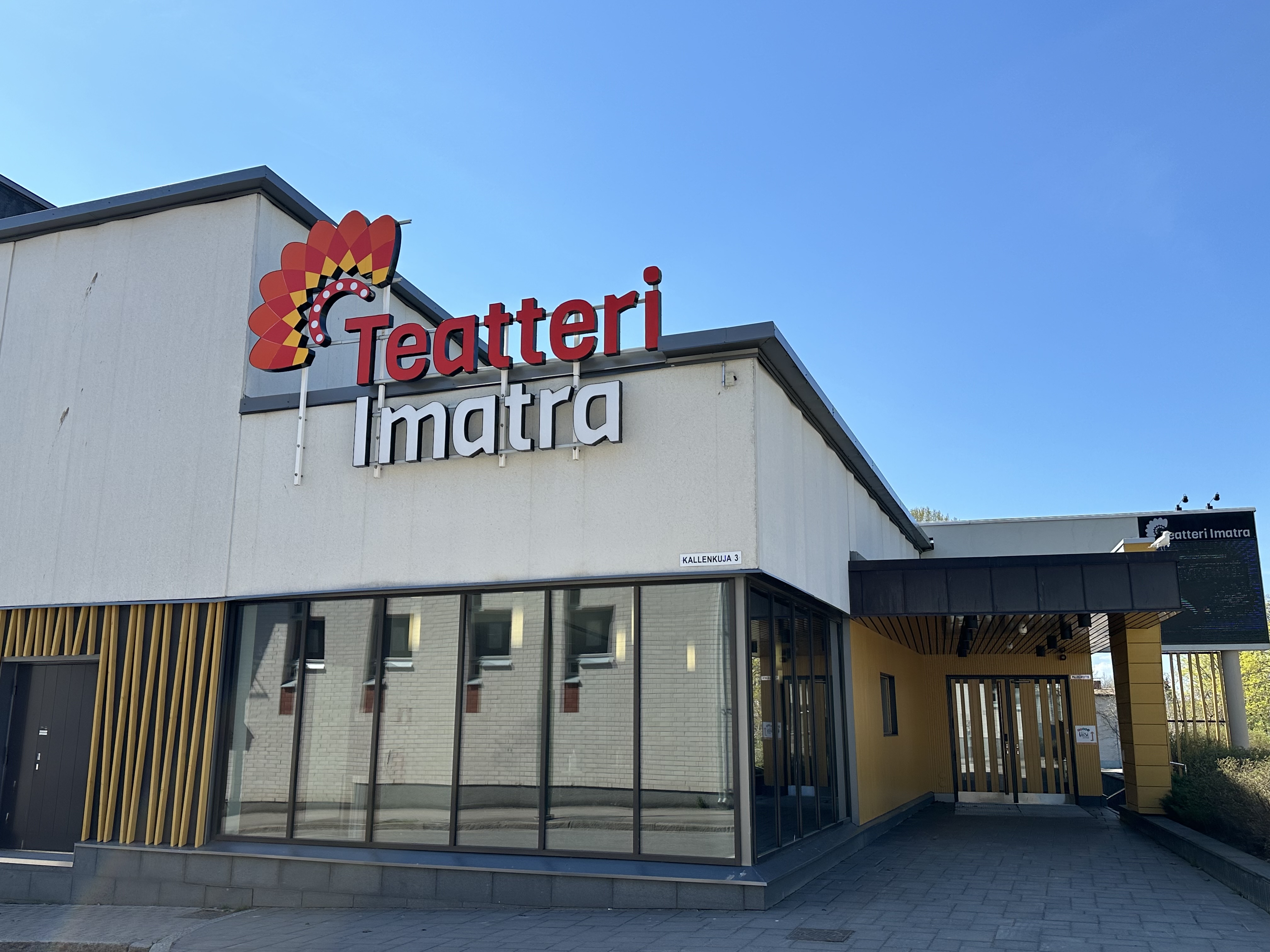 Teatteri Imatran rakennus.